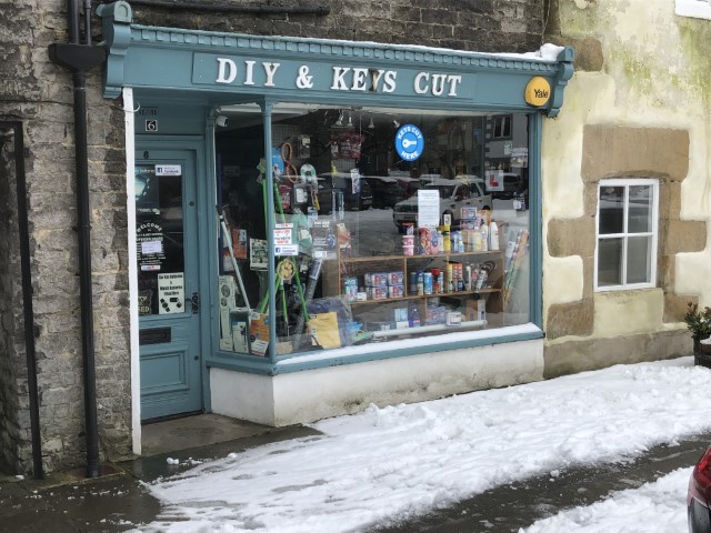 Shop to let in Tideswell
